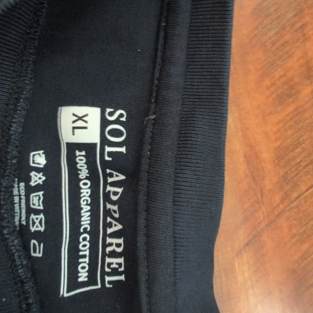 2 Sol Apparel Organic Cotton Tshirts, Size XL - Picture 8 of 10